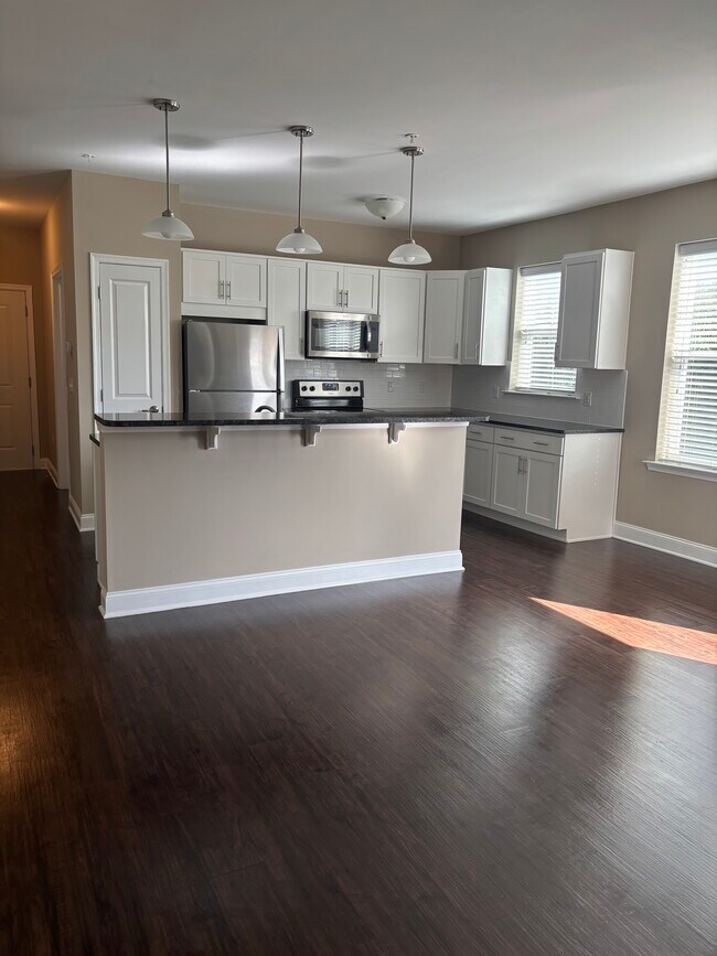 Foto del edificio - Birchwood Commons