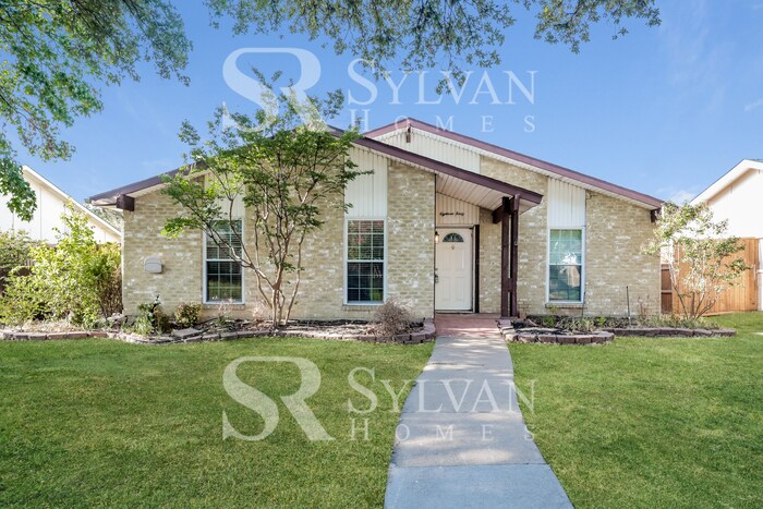 Primary Photo - Feel right at home in this charming 3 bedr...