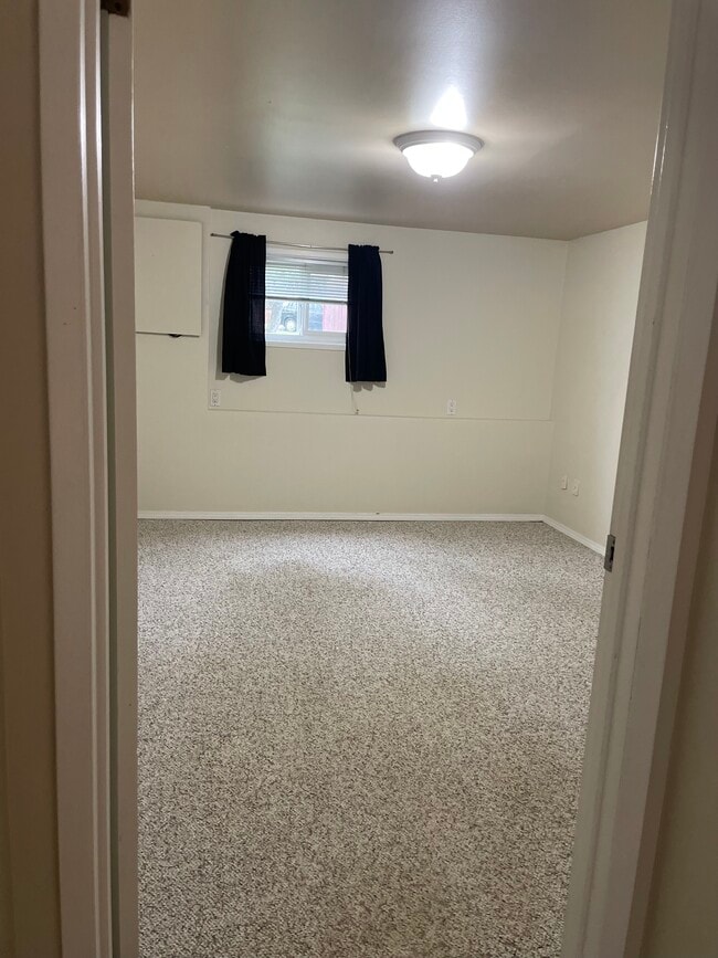 Photo du bâtiment - 100 Conard St