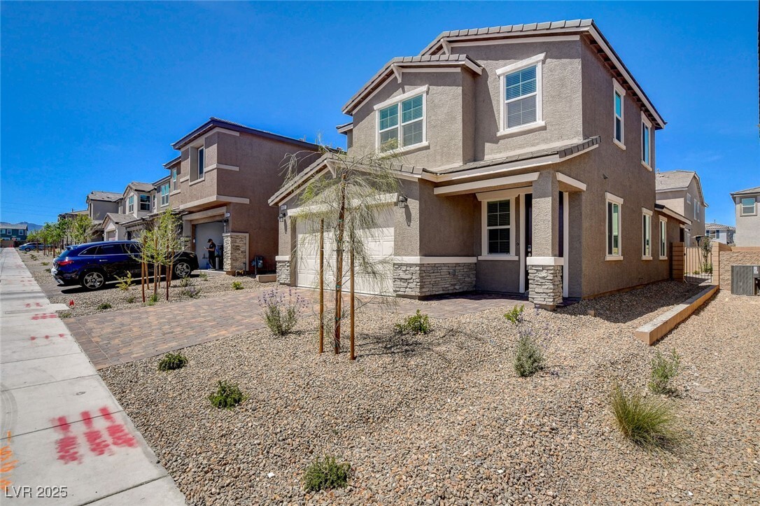 Foto principal - 9922 Angel Valley Dr