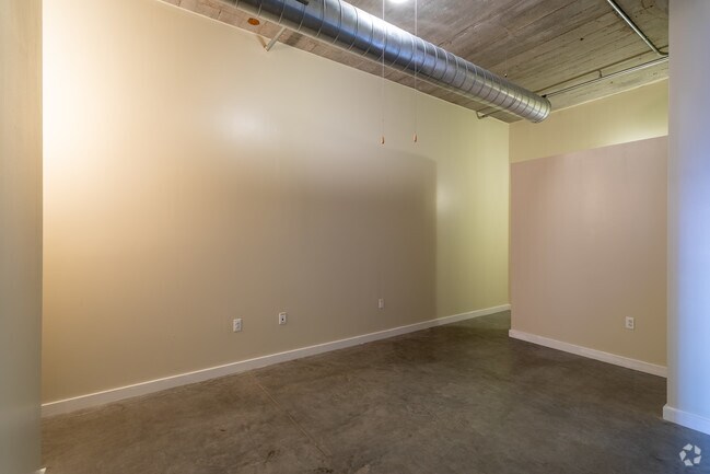 1BR, 1BA - 1,251 SF - Ventana | On Wash Ave