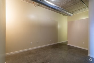 1BR, 1BA - 1,251 SF - Ventana | On Wash Ave