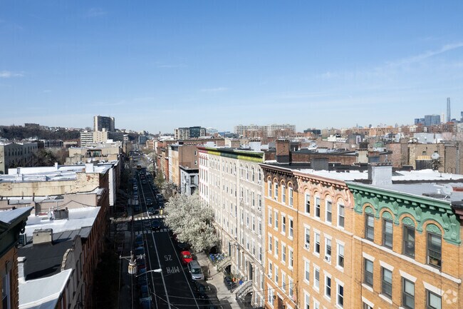 Foto aérea - 931 Willow Ave