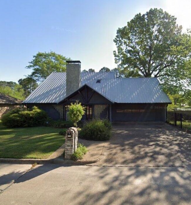 Building Photo - 6026 Pleasant Ln