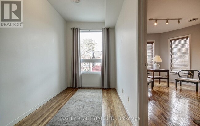 Building Photo - 376 Berkeley St