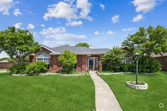 Building Photo - 10920 Castle Dr