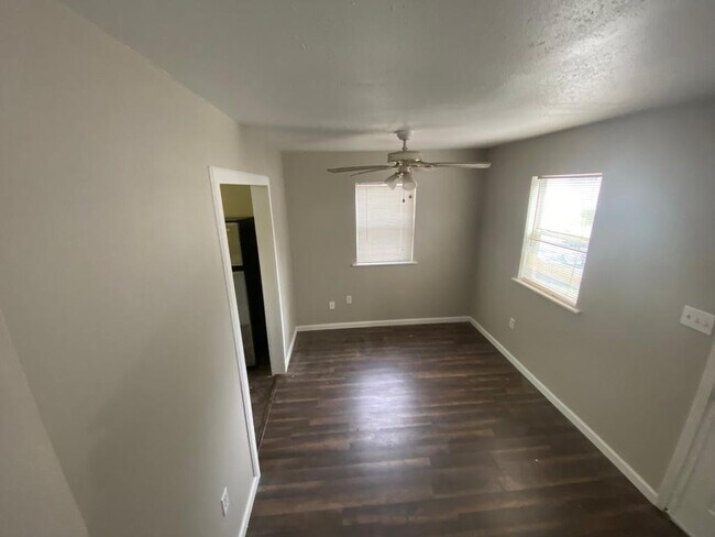 Foto del edificio - 3914 Hoffman St