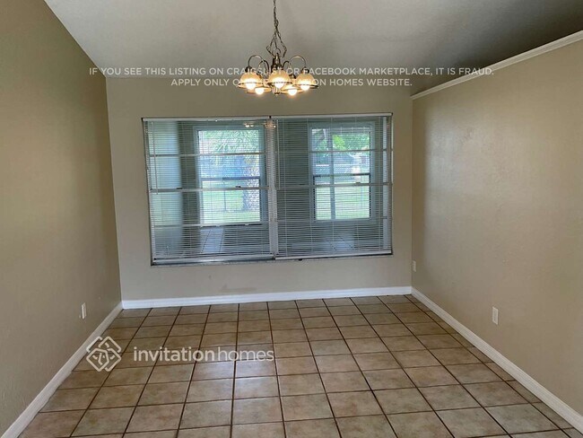 Foto del edificio - 2653 Dixie Ln