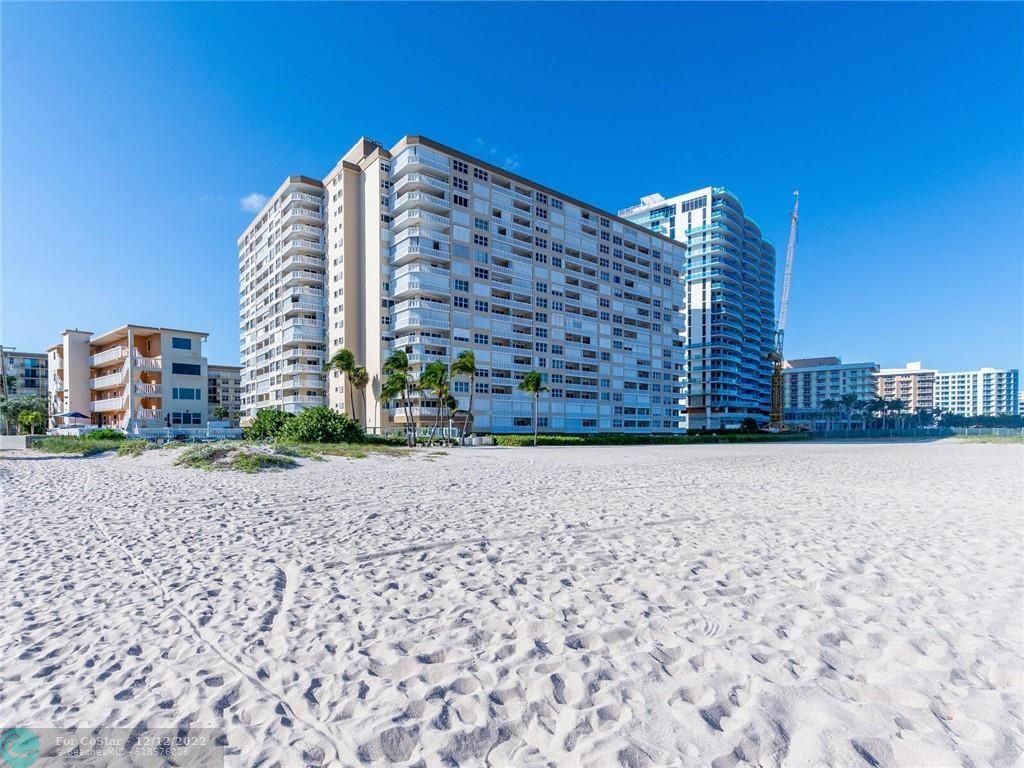 Primary Photo - 1012 N Ocean Blvd
