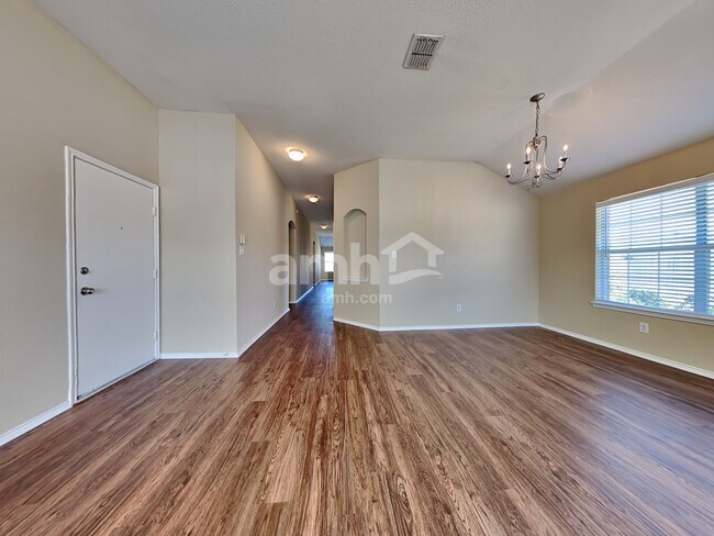 Building Photo - 14149 Filly St