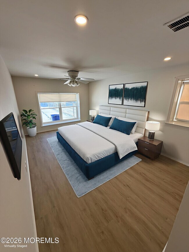 Foto del edificio - 33 Weaverville Rd