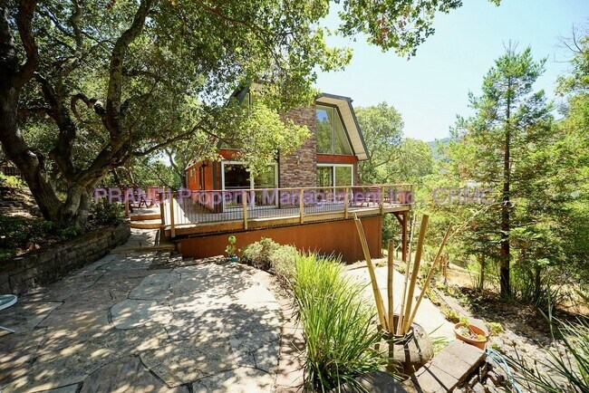 Building Photo - Gated, Private, Serene Home in a Beautiful...