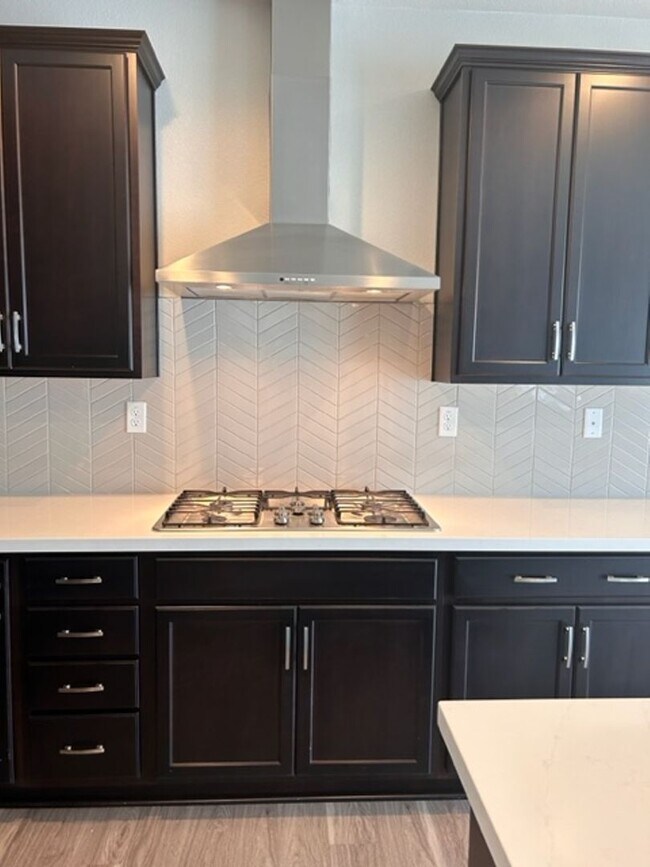 Building Photo - Like Brand New ~ Beautiful Four Bedroom Ho...