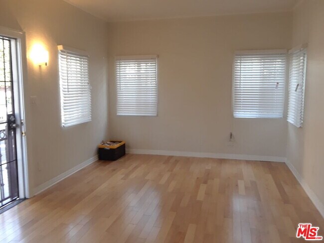 Foto del edificio - 1204 N Citrus Ave