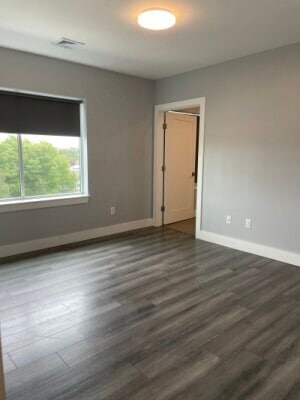 Building Photo - 294 D St