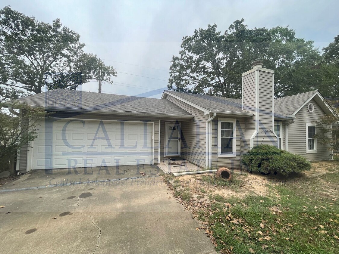 Primary Photo - Sherwood 3 Bedroom Home