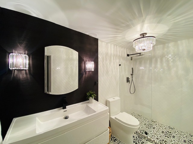 Bathroom - 3 Island Ave