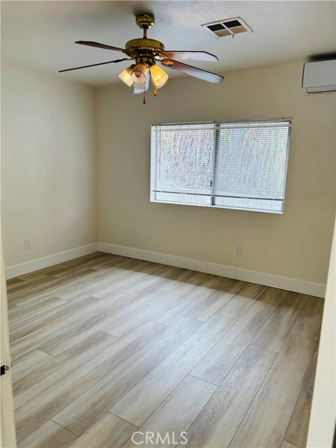 Foto del edificio - 4350 Val Verde Ave