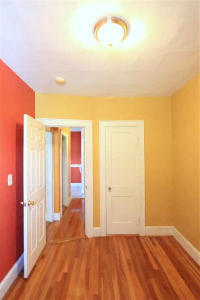 Foto del edificio - 4 Cogswell Ave