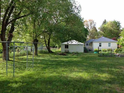 Building Photo - 601 W Ivanhoe Rd