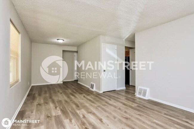 Building Photo - 10309 Galloway Dr, St Louis, MO 63137