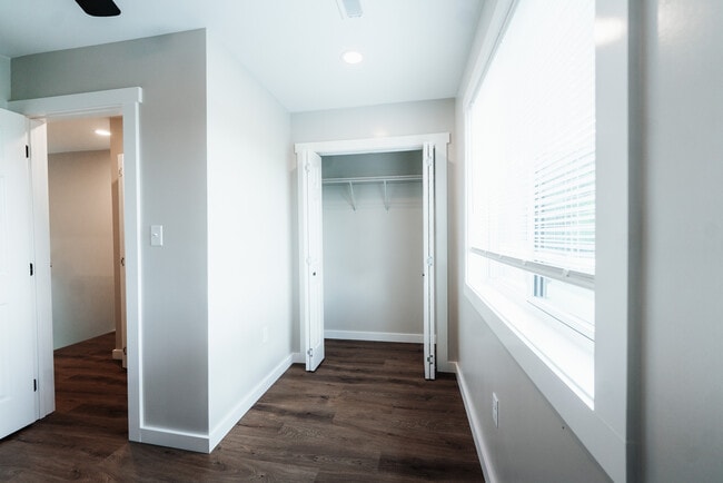 Foto del edificio - 224 Hillcrest St