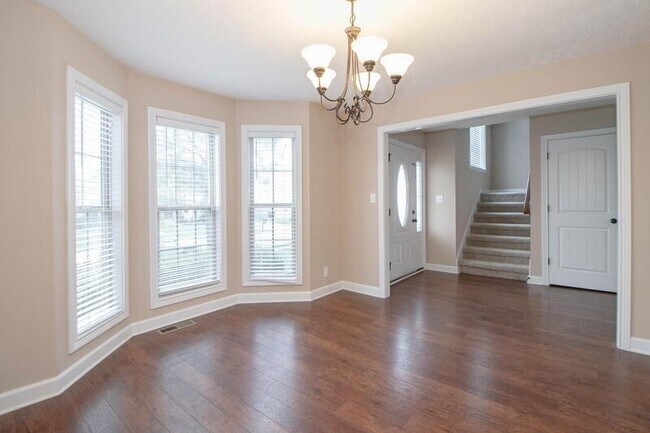 Foto del edificio - 1353 Chinook Cir