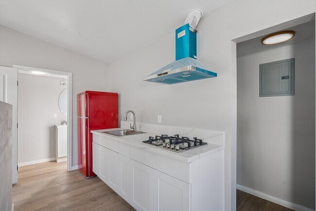 Foto del edificio - 890 E Ash St