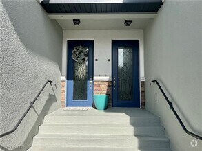 Building Photo - 9484 Casoria Ct