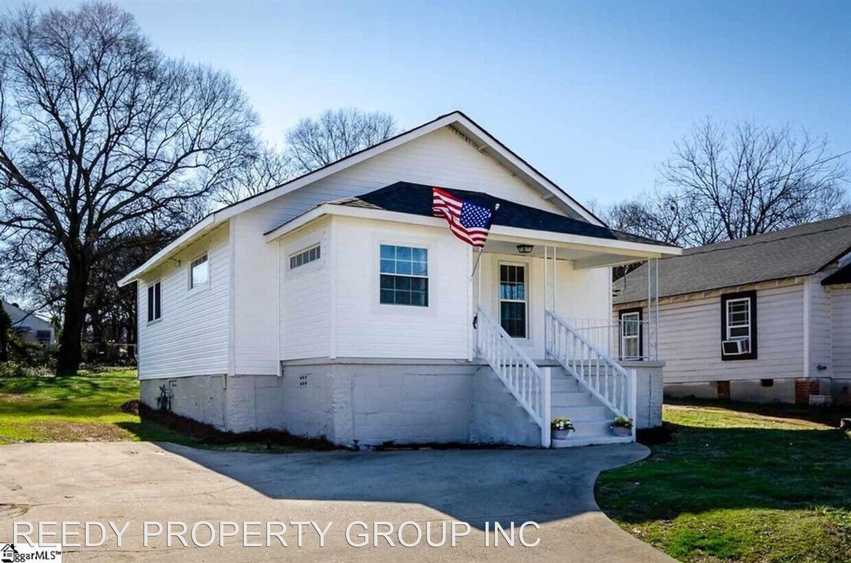 3 br, 1 bath House 103 Judson Road House Rental in Greenville, SC