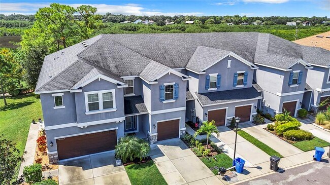 Foto del edificio - 8108 Muddy Pines Pl