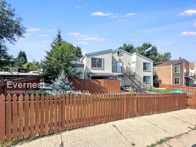 Building Photo - 4625 Picturesque Ct