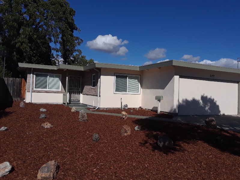Primary Photo - 36730 Ruschin Dr