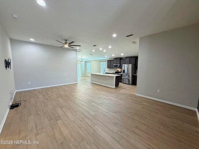 Building Photo - 7743 Island Fox Rd