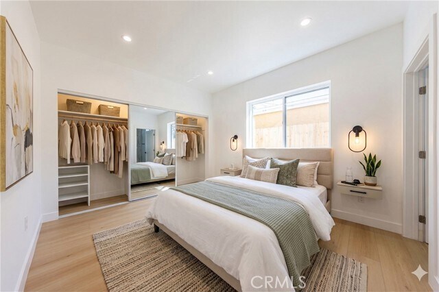 Foto del edificio - 2426 S West View St