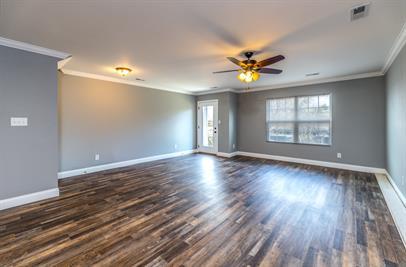 Foto del edificio - 932 Warrior Hill Dr