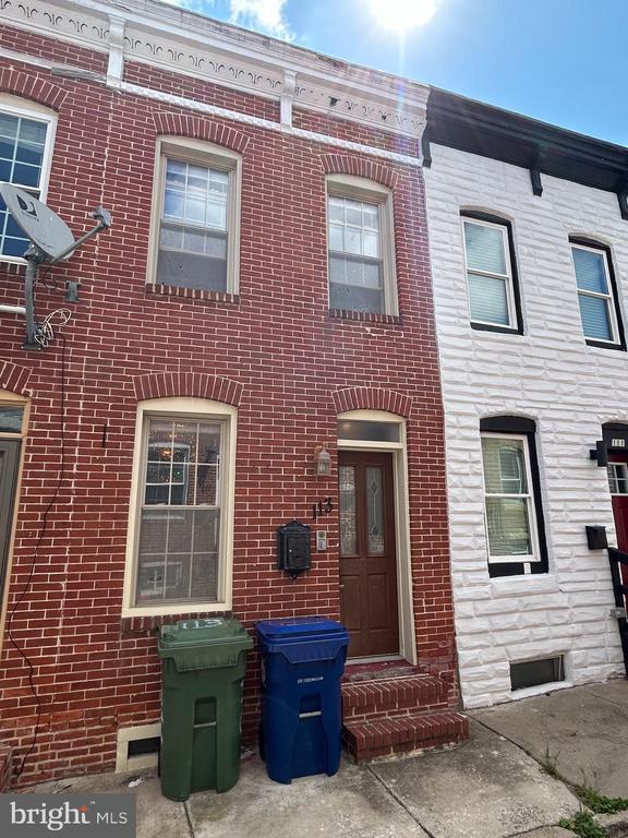 Building Photo - 113 N Bradford St