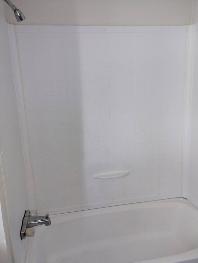 Building Photo - 200 Tallie Ct