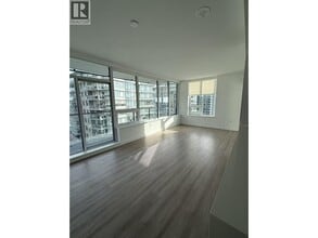 Building Photo - 3104 Carnarvon St