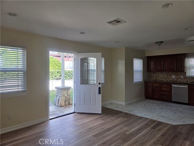 Foto del edificio - 2814 Los Olivos Ln