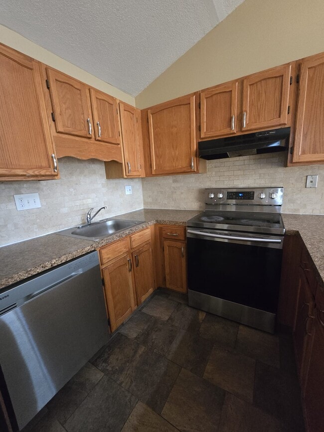 Foto del edificio - 463 Whalley Ave