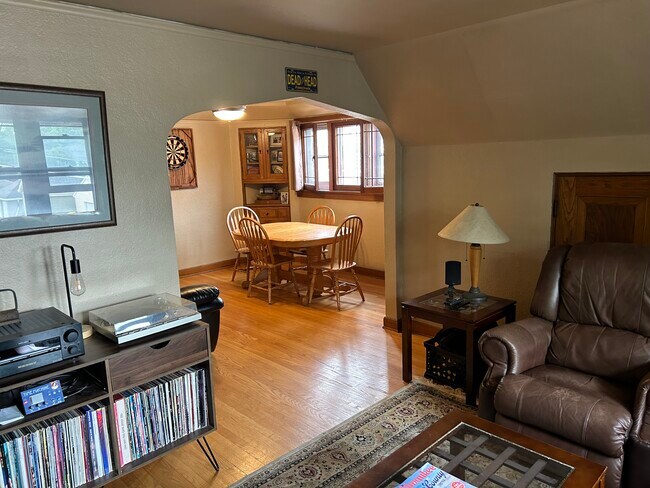 Foto del edificio - 6424 W Wright St