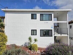 Building Photo - 2209 Carnegie Ln
