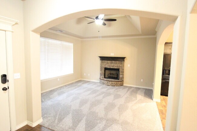 Building Photo - 20638 Frontier Pl