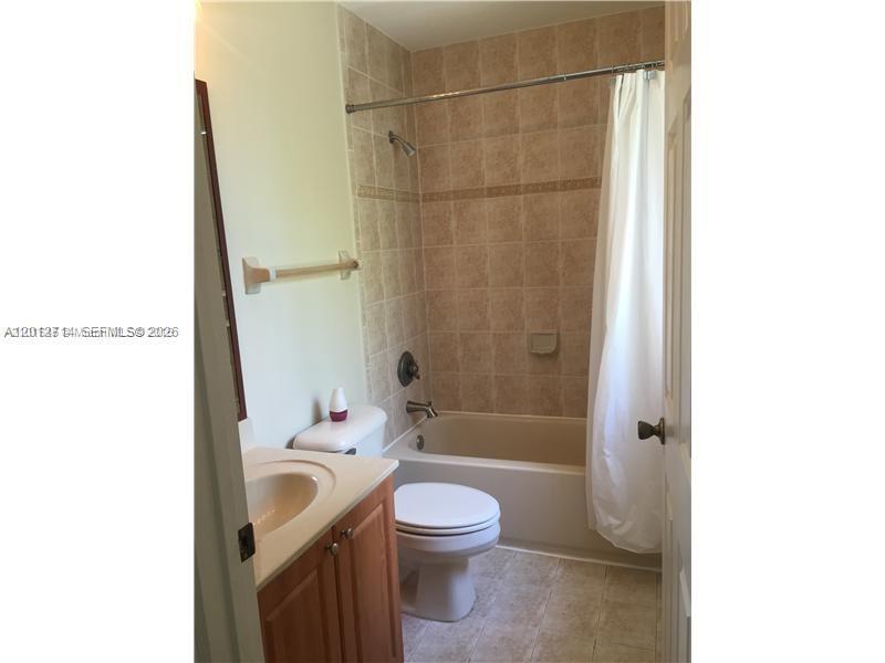 Foto del edificio - 1442 SE 24th Ct