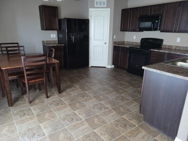 Photo - 6146 Finglas Dr House