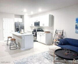 Building Photo - 15141 Wildflower Cir