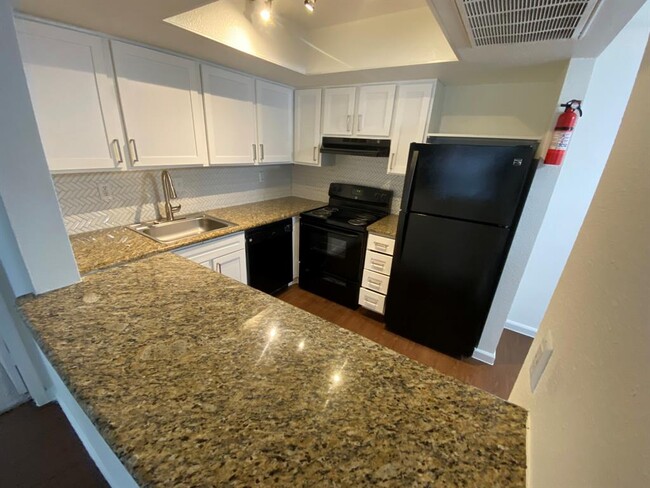 Building Photo - 12902 Brant Rock Dr
