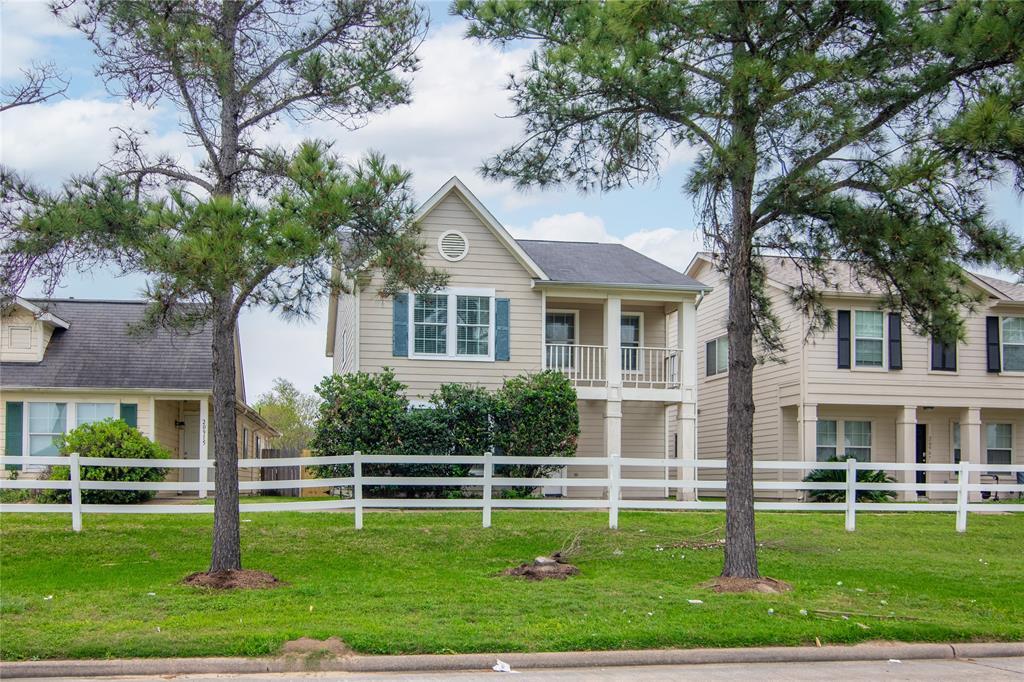 Foto principal - 20911 Young Meadows Way
