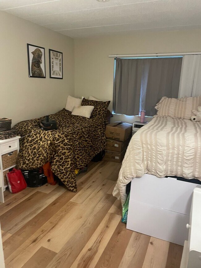 Foto del edificio - Renovated University Gateway 2 Bed 2 Bath!